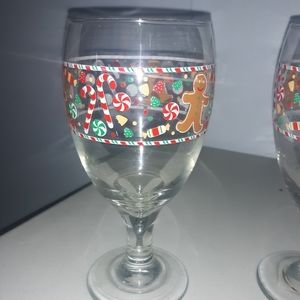 Set of 4 Gingerbread Christmas wine glasses